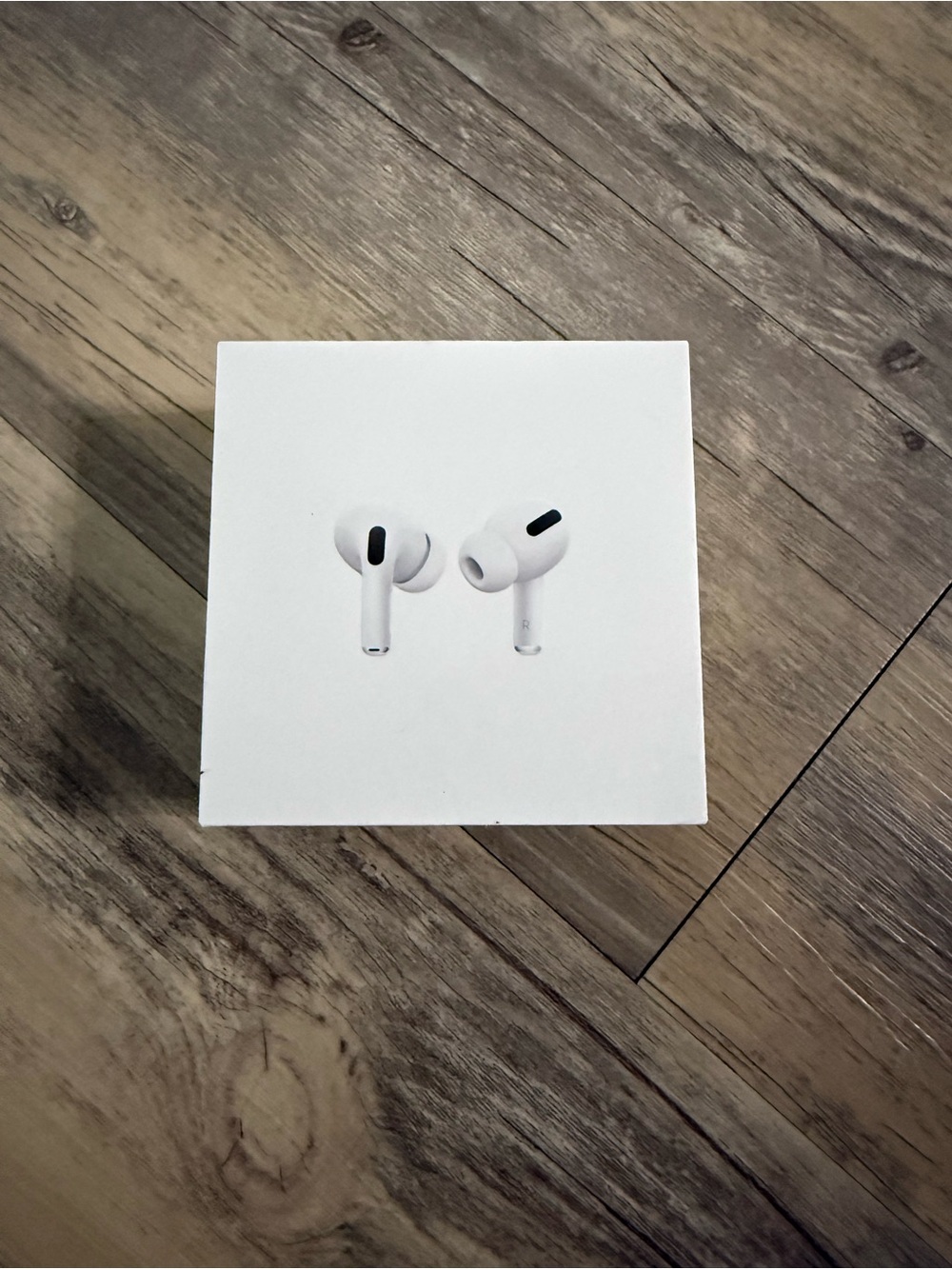 Empty Apple Boxes - Picture 2 of 16